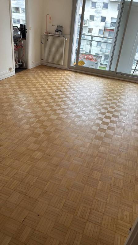 Parquet poncé et vitrifié, vitrification incolore mat